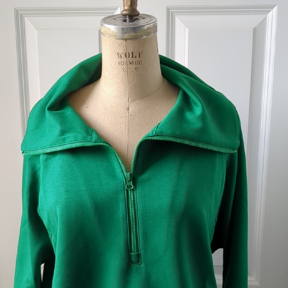 Green Half-Zip Pullover And Lounge Pant